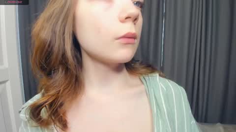 Snapshot of cuty_petite chatting on 06/15/26, 05:31 Anne online show from 06/15/26, 05:31