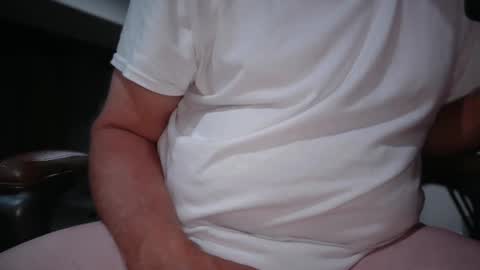 Snapshot of cuuminpussy chatting on 06/11/26, 01:38 cuuminpussy online show from 06/11/26, 01:38