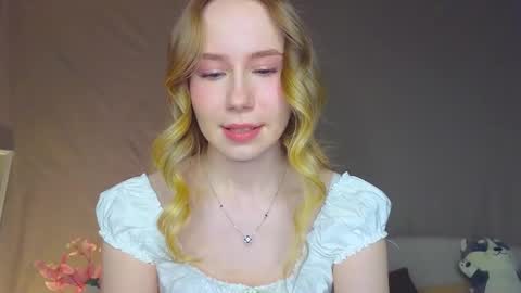 Snapshot of cuute_angell chatting on 12/04/24, 04:27 Virginia See you on Sunday online show from 12/04/24, 04:27
