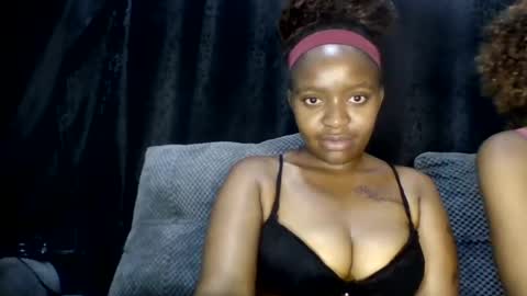 Snapshot of cuvy_babe chatting on 07/14/26, 01:17 cuvy_babe online show from 07/14/26, 01:17