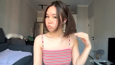 Akemi online show from 10/28/25, 08:40