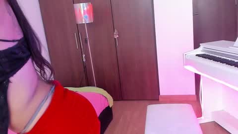 Cyan online show from 02/24/25, 07:41