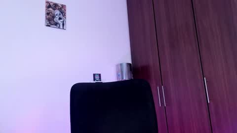 Cyan online show from 10/21/25, 01:39