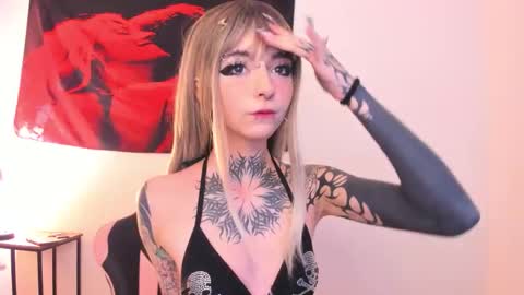 cel I am independent Help me reach 200 thumbs up uwu online show from 02/03/26, 04:32