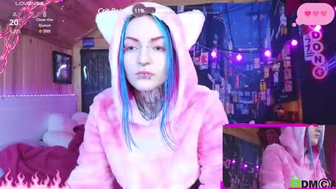 Neko online show from 12/28/24, 04:19