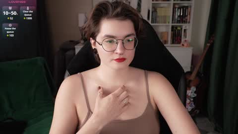 Helen Blossom online show from 12/06/24, 07:23