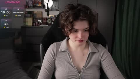 Helen Blossom online show from 04/13/26, 01:16