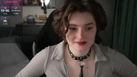 Helen Blossom online show from 04/25/26, 01:14