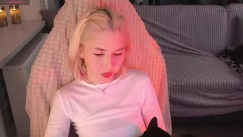 Jane online show from 04/16/26, 12:33