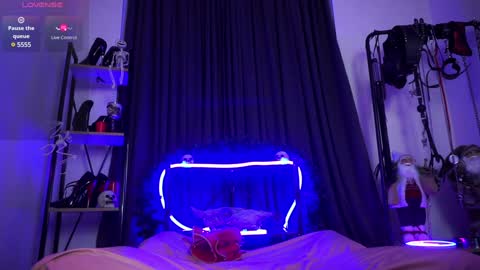 Lily Goddess online show from 12/19/24, 02:23