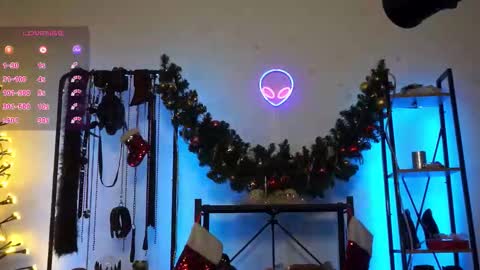 Lily Goddess online show from 12/16/25, 11:32