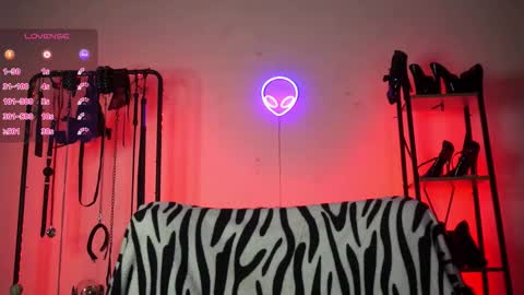 Lily Goddess online show from 02/04/26, 07:14