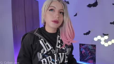  cyber zoe   online show from 10/28/25, 10:41