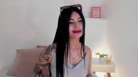 Cylie online show from 01/04/25, 08:16