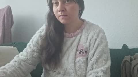 Cyndee Winter online show from 10/15/25, 07:52