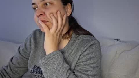 Cyndee Winter online show from 10/25/25, 02:35