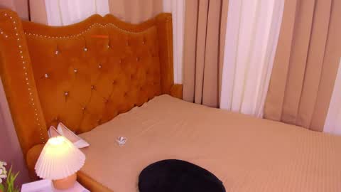 Snapshot of cythereasunrise chatting on 05/11/26, 09:48 Cy online show from 05/11/26, 09:48