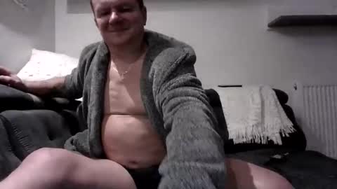 Snapshot of czerbis chatting on 12/17/24, 09:16 czerbis online show from 12/17/24, 09:16
