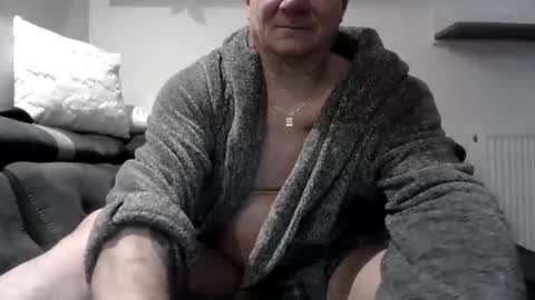 Snapshot of czerbis chatting on 12/18/24, 10:57 czerbis online show from 12/18/24, 10:57