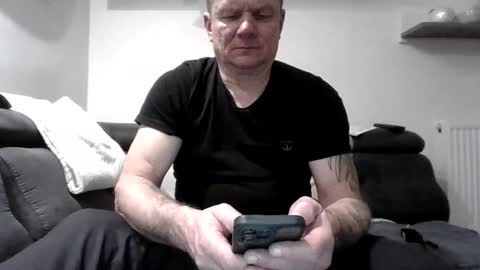 Snapshot of czerbis chatting on 02/08/25, 11:13 czerbis online show from 02/08/25, 11:13