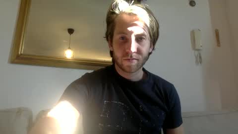 Snapshot of d3nnis_123 chatting on 02/17/25, 02:26 d3nnis_123 online show from 02/17/25, 02:26