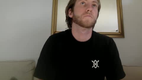 Snapshot of d3nnis_123 chatting on 02/21/25, 01:44 d3nnis_123 online show from 02/21/25, 01:44