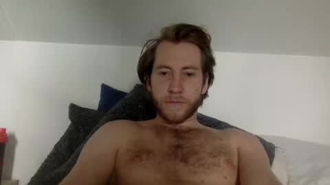 Snapshot of d3nnis_123 chatting on 02/28/25, 10:09 d3nnis_123 online show from 02/28/25, 10:09