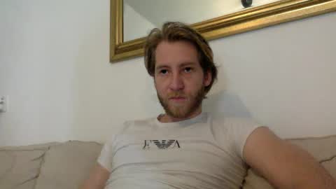 Snapshot of d3nnis_123 chatting on 03/06/25, 10:30 d3nnis_123 online show from 03/06/25, 10:30