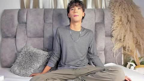 Darked online show from 11/05/25, 04:12