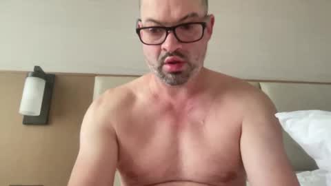 d4ddy858 online show from 11/05/25, 12:27