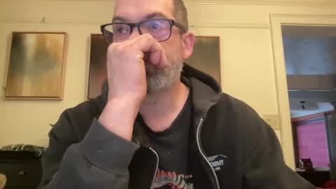 d4ddy858 online show from 12/18/25, 08:37