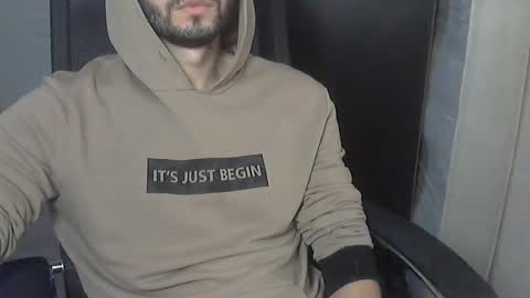 Dolce online show from 11/29/25, 10:07