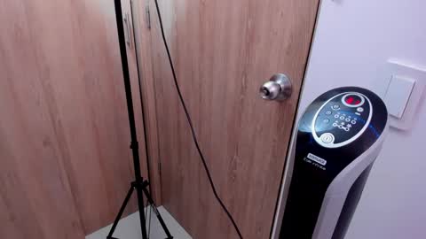 darling online show from 03/12/25, 09:44