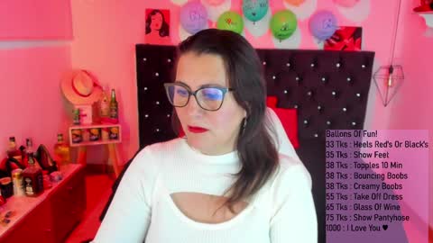 Mia  online show from 02/02/25, 11:08