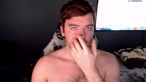 Snapshot of d_surman1994 chatting on 12/16/25, 05:07 d_surman1994 online show from 12/16/25, 05:07