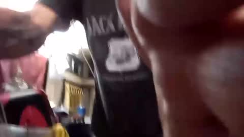 da692807 online show from 10/05/25, 02:54