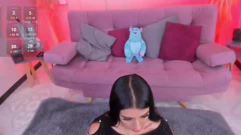 Daniela  online show from 10/18/25, 12:06