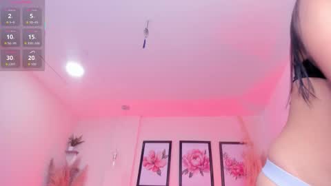 Daniela  online show from 11/05/25, 12:05