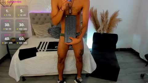 Mauricio online show from 12/30/24, 08:25