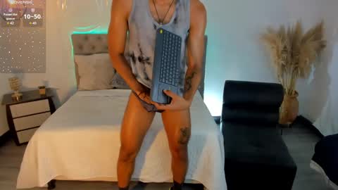 Mauricio online show from 01/28/25, 08:47