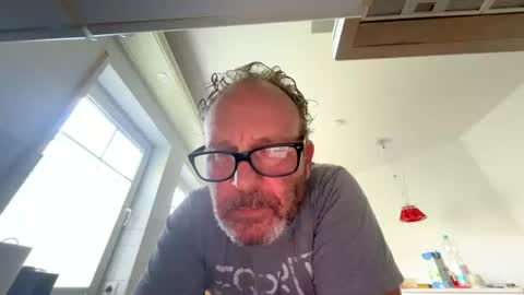 Snapshot of dachdecker7269559338 chatting on 07/15/26, 01:27 Dachdecker online show from 07/15/26, 01:27
