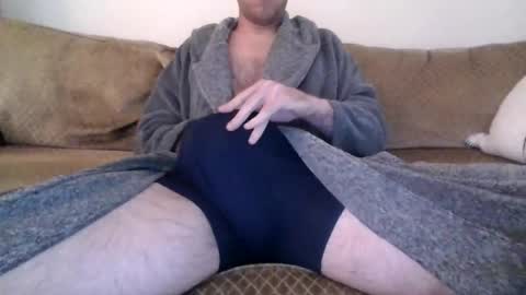 Snapshot of dadboddd1 chatting on 04/15/26, 04:25 dadboddd1 online show from 04/15/26, 04:25