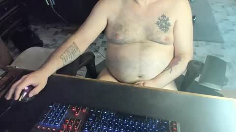 Snapshot of dadbodfatrod chatting on 04/27/26, 08:51 Daddy online show from 04/27/26, 08:51