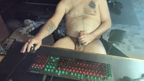 Snapshot of dadbodfatrod chatting on 05/06/26, 10:53 Daddy online show from 05/06/26, 10:53