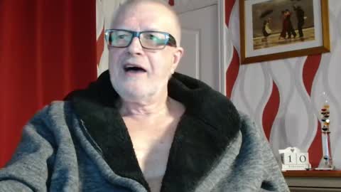 Brian ... online show from 02/10/25, 09:04