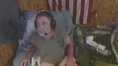 Snapshot of daddy38345 chatting on 10/06/25, 12:08 daddy38345 online show from 10/06/25, 12:08