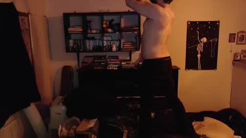 daddy_werewolf online show from 03/27/26, 06:08