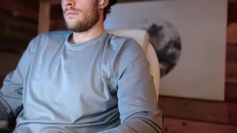 Leo online show from 12/26/24, 11:57