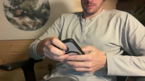 Leo online show from 11/18/25, 05:39