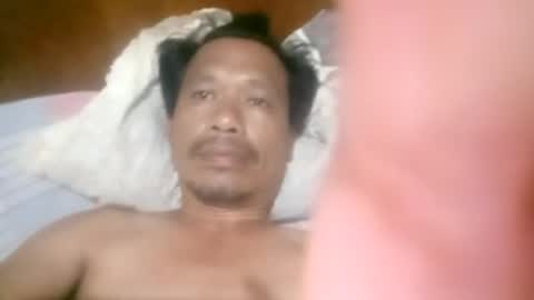 Snapshot of daddyhug556940 chatting on 07/09/26, 03:05 johnloyd online show from 07/09/26, 03:05